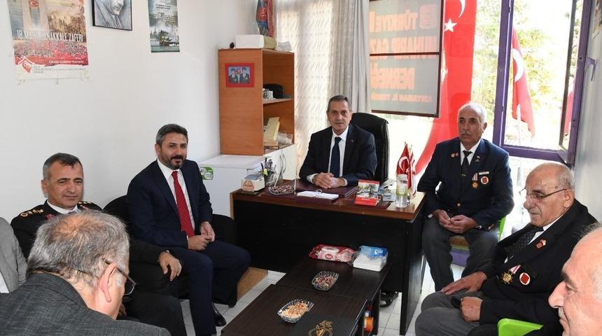 İl protokol&uuml; gaziler ile bir araya geldi