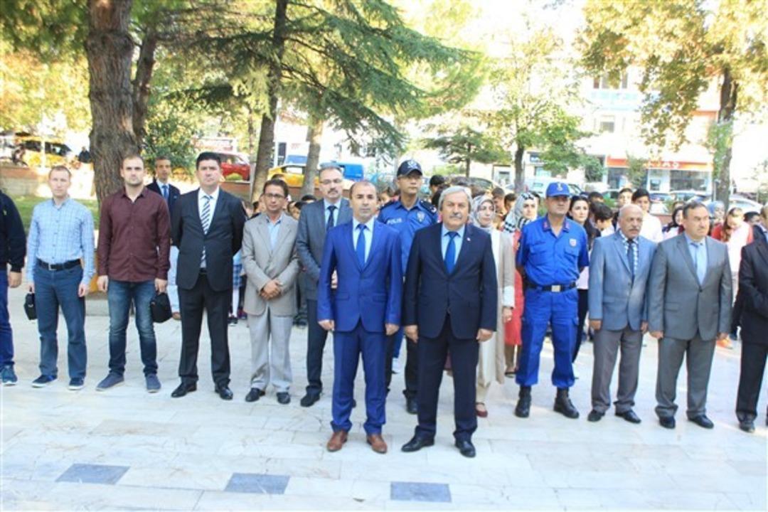 Osmaneli &lsquo;de İlk&ouml;ğretim Haftası &ccedil;oşkuyla kutlandı