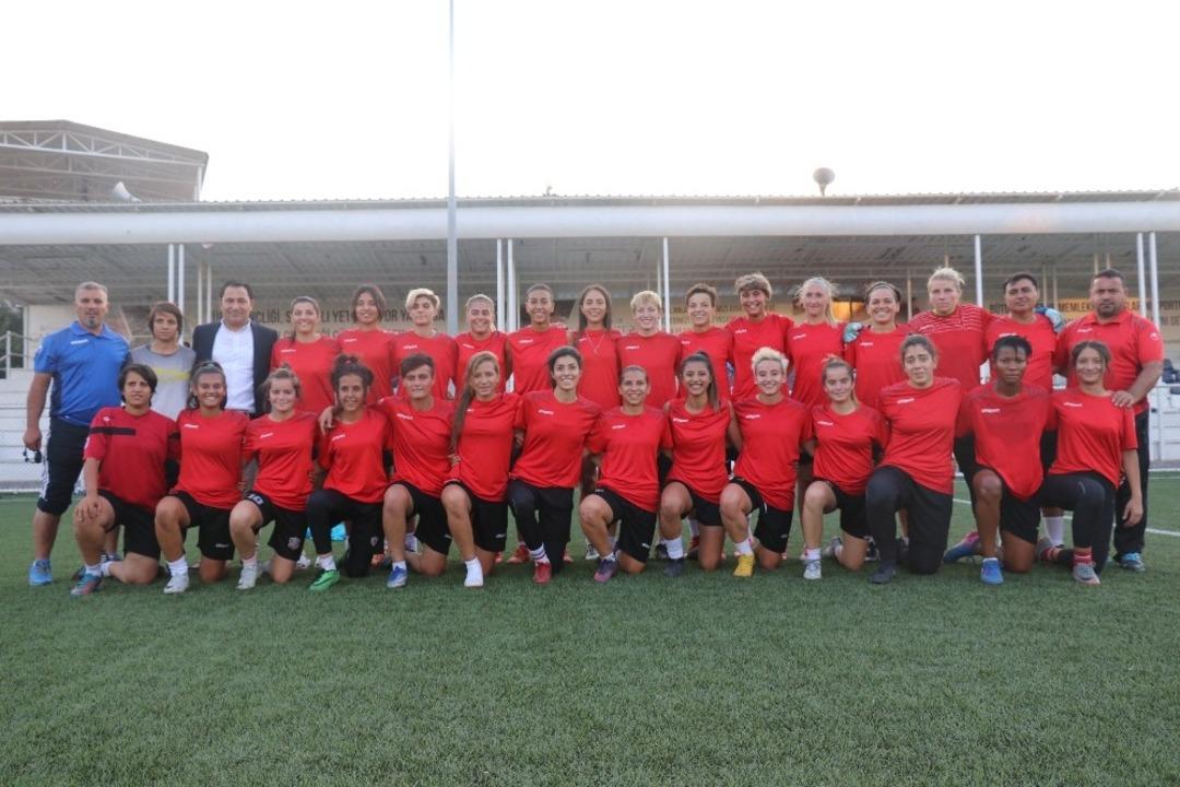 ALG Spor Kadın Futbol Takımı, hem gurur hem de umut kaynağı