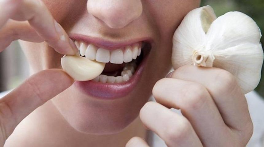 Soğuk Algınlığına ve Gribe En Doğal Çözüm: Sarımsak 