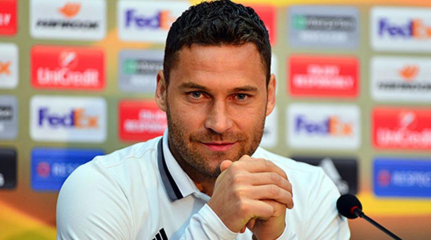 Beşiktaş'tan Tosic'e taziye mesajı