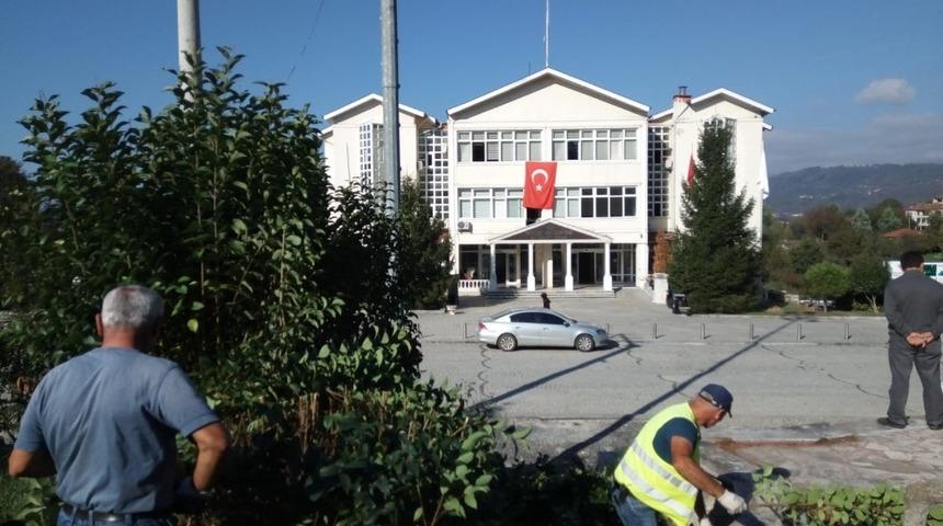 Ali hamza parkında temizlik &ccedil;alışması