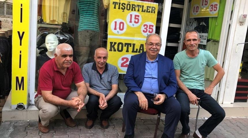 Başkan Kutlu esnaflarla bir araya geldi