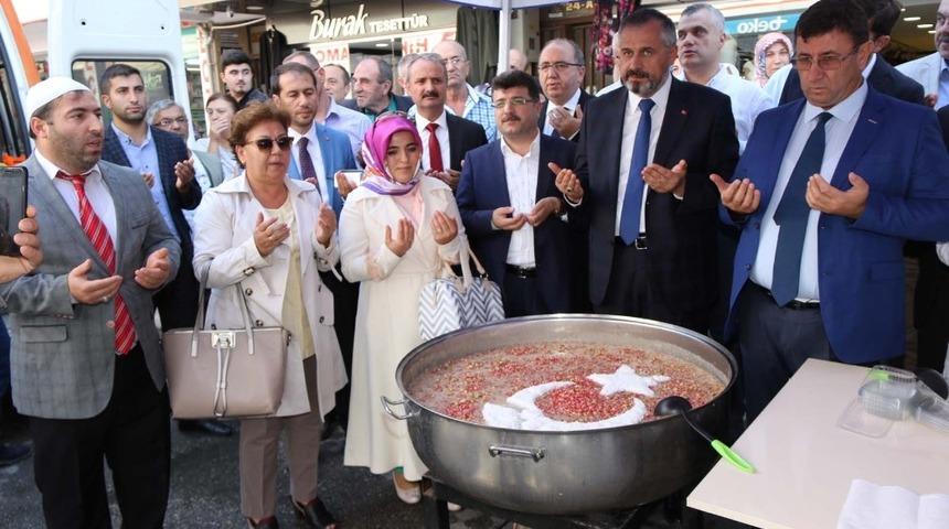 Kılı&ccedil;: "Aşure G&uuml;n&uuml;m&uuml;z&uuml;n barış, kardeşlik ve huzura vesile olmasını diliyorum&rdquo;