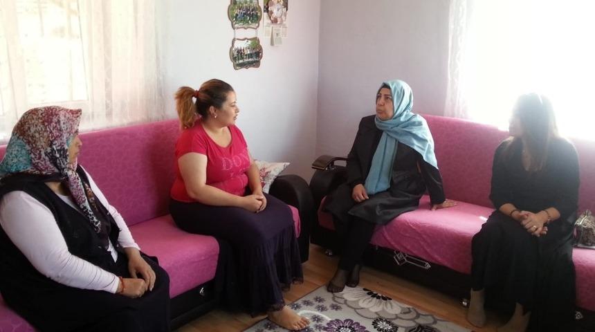 Bayan Kam&ccedil;ı Hacılar il&ccedil;esinde