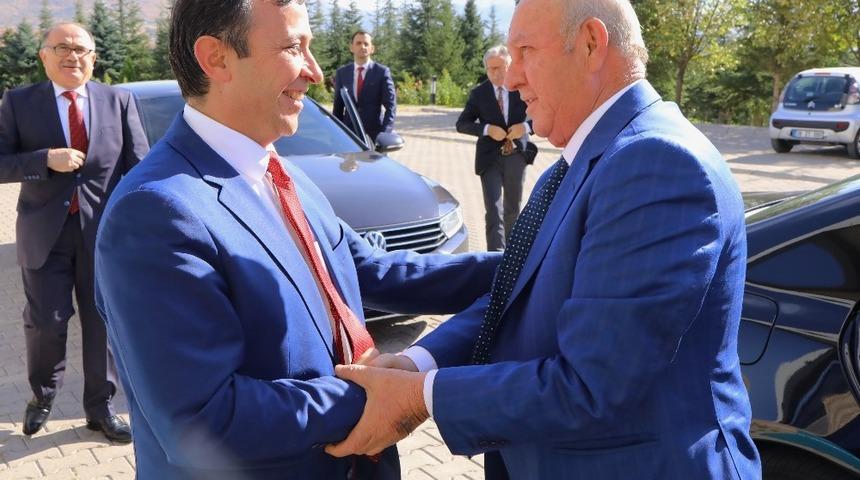 NNY &Uuml;niversitesinden Rekt&ouml;r &Ccedil;alış&rsquo;a ziyaret