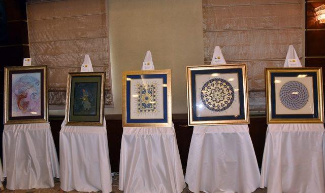 Uluslararası İslam Sanatları Yarışması’na birçok ülkeden nitelikli eserler tatılıyor