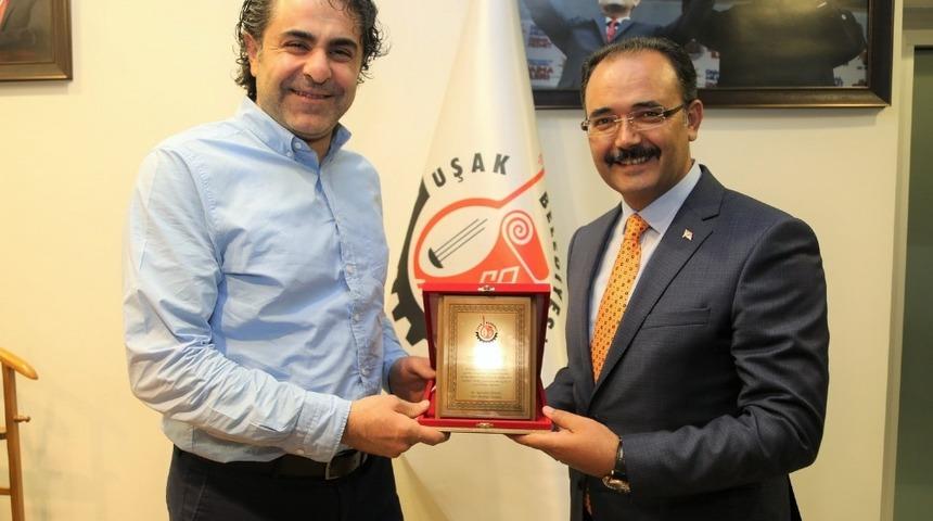 Uşak Belediyesi&rsquo;nde iki isim g&ouml;revinden ayrıldı