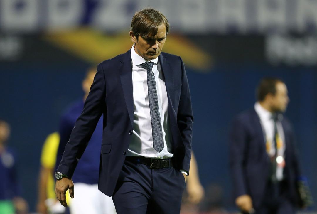 Dinamo Zagreb ma&ccedil;ı sonrası Phillip Cocu'ya tepki yağdı!