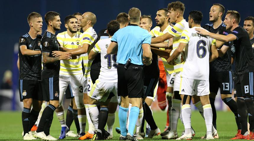 Dinamo Zagreb - Fenerbahçe maçında ortalık karıştı!