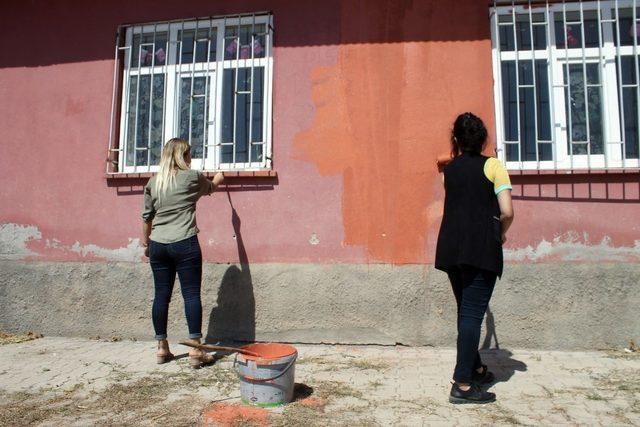 G&ouml;n&uuml;ll&uuml; &ouml;ğretmenler iş başında 1