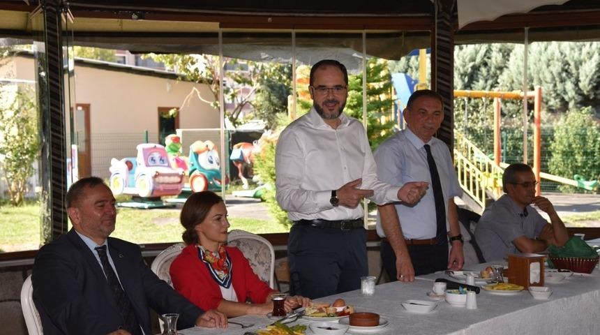 Başkan Ayaz eğitimcilerle bir araya geldi