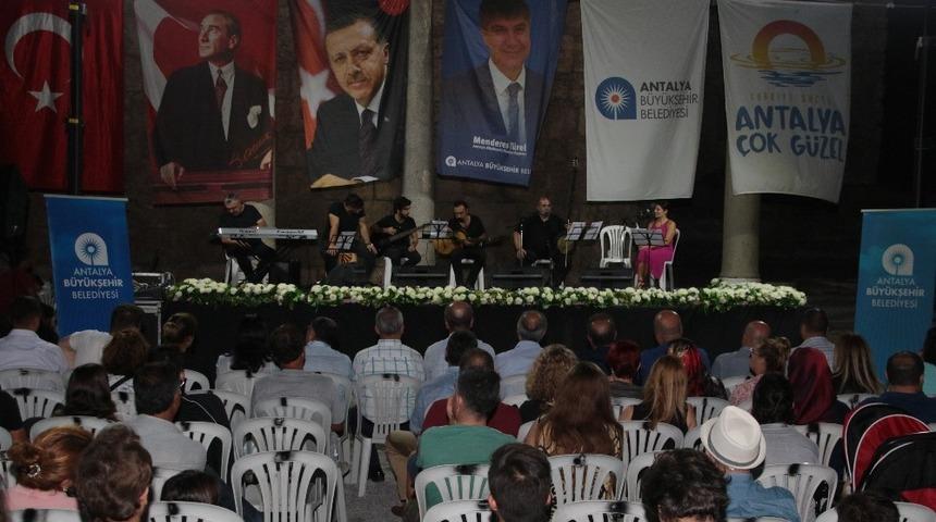 Perge&rsquo;de nostalji r&uuml;zgarı esti