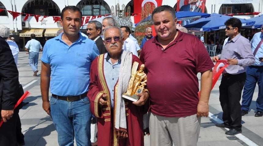 Anamurlu motor ustasına ahilik kaftanı giydirildi