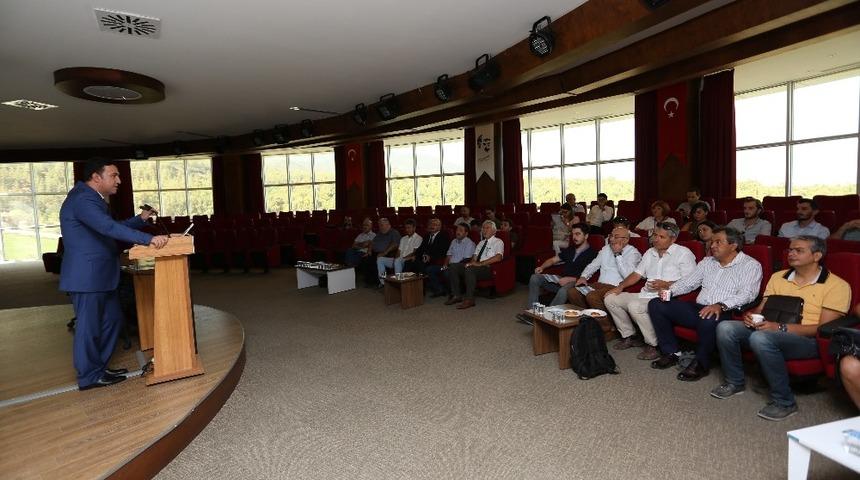 PA&Uuml;&rsquo;de Sanayi Doktora Programı Toplantısı yapıldı