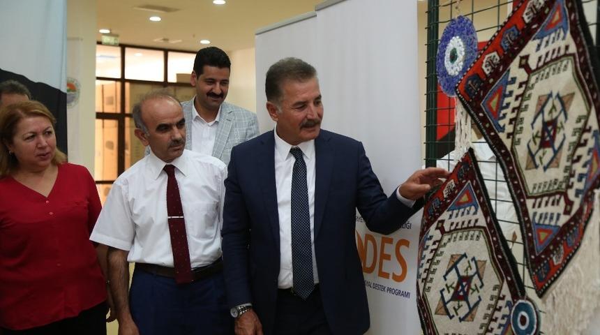 Mersin Y&ouml;r&uuml;k Kadınlar &Ccedil;arşısı kadınlara umut oldu