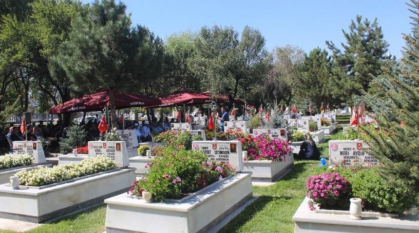 Afrin şehidinin eşinden mevlit