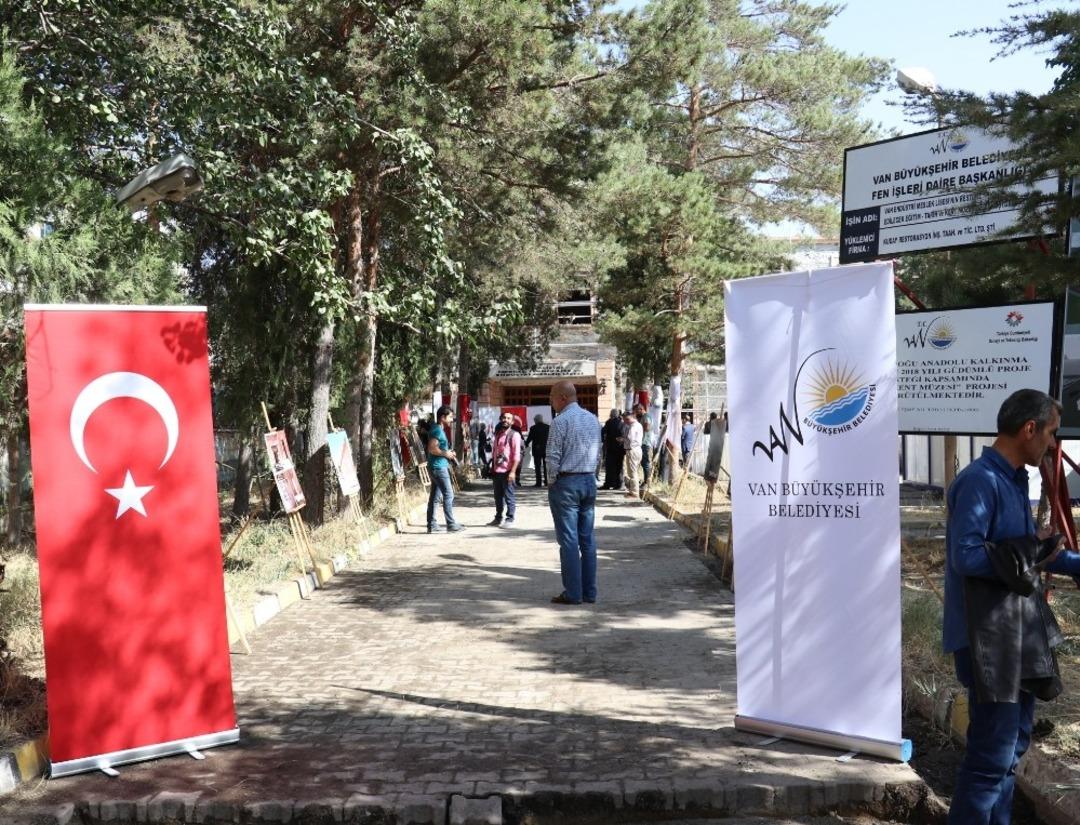 Van Kent M&uuml;zesi basına tanıtıldı