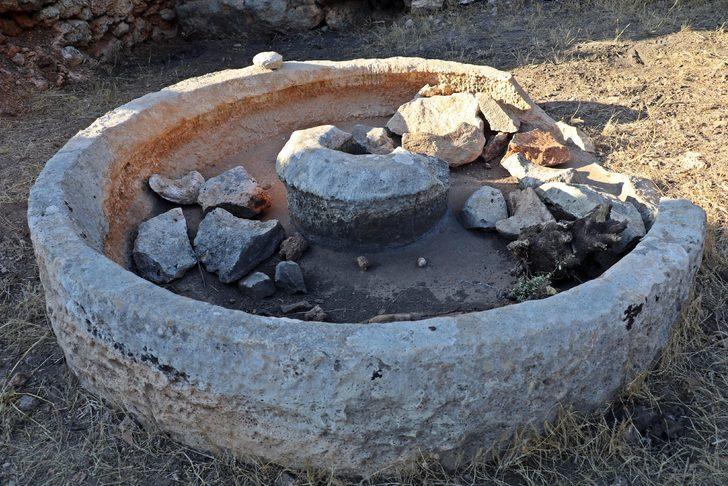  2 bin 200 yıllık antik 'zeytin kenti' gün yüzüne çıkarıldı G3