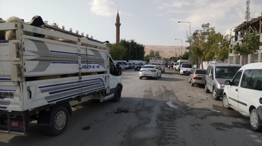 G&uuml;rpınar&rsquo;ın trafik &ccedil;ilesi bitmiyor