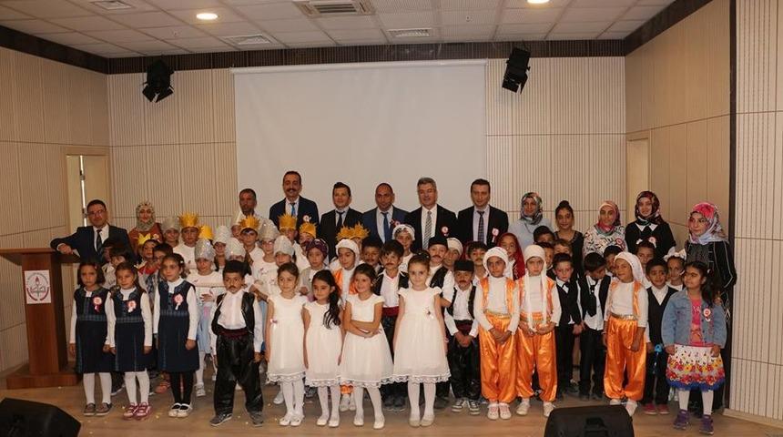 Oltu Şehitler İlkokulu&rsquo;nda Eğitim ve &Ouml;ğretim Haftası kutlama programı