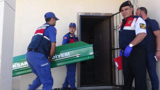 Eşini boğarak öldürdü, berberde tıraş olurken yakalandı