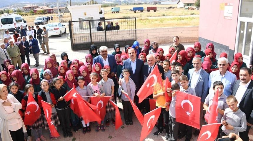 Başkan Altay: "İlçelerin standardını yükseltmek için çalışıyoruz"