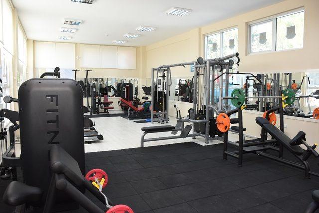Selçuk Togo Yaşam Boyu Spor Merkezi açıldı