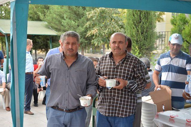 Oğuzeli’nde ahilik pilavı dağıtıldı