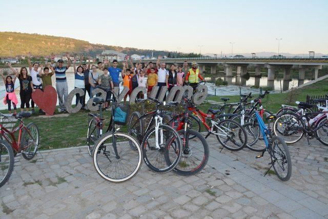 Pedallar, otomobilsiz Çaycuma için döndü