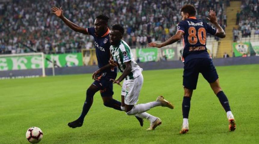 Başakşehir, Adebayor'a rağmen lider