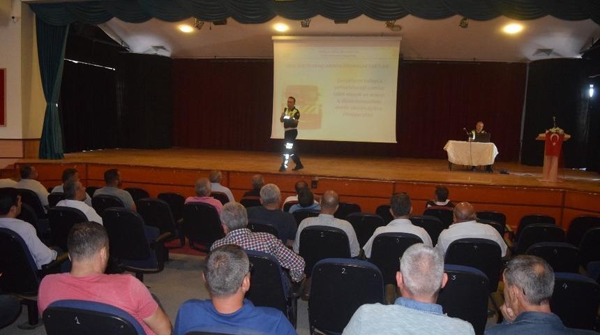 Aliağa&rsquo;da okul servis şof&ouml;rlerine eğitim