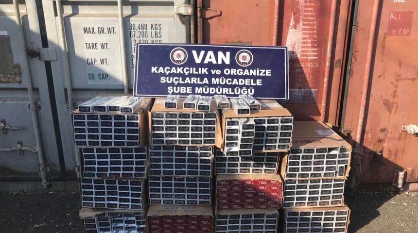 Van&rsquo;da 16 bin 500 paket ka&ccedil;ak sigara ele ge&ccedil;irildi