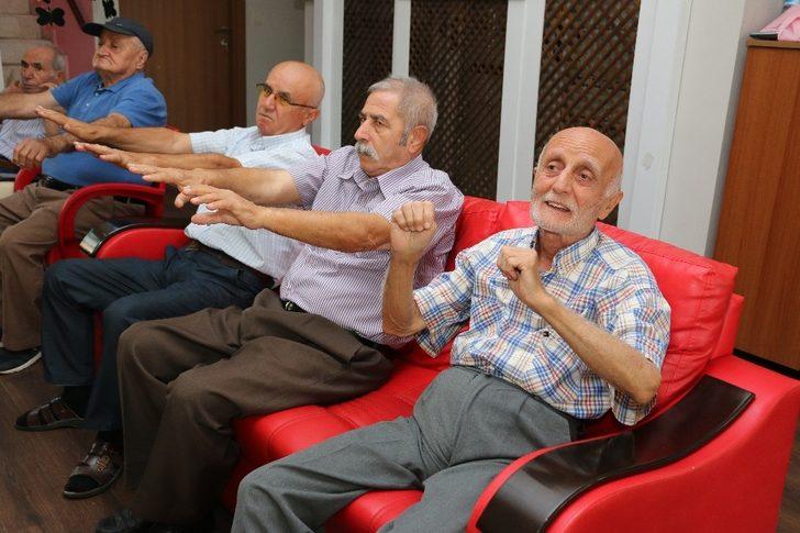 ‘Mavi Ev’de Alzaymır Günü Kutlandı G1