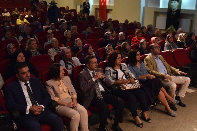 Tepebaşı Belediyesinin “Alzheimer ile Yaşamak” söyleşisi gerçekleşti