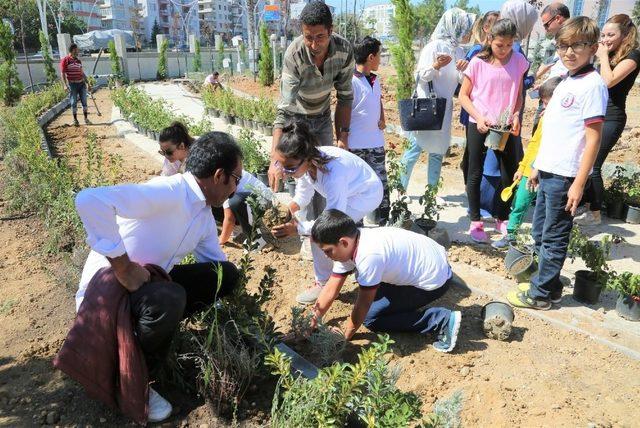 Çağrıya ilk yanıt miniklerden geldi