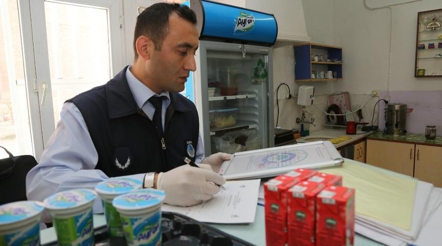 Odunpazarı zabıtasından kantinlere sıkı takip