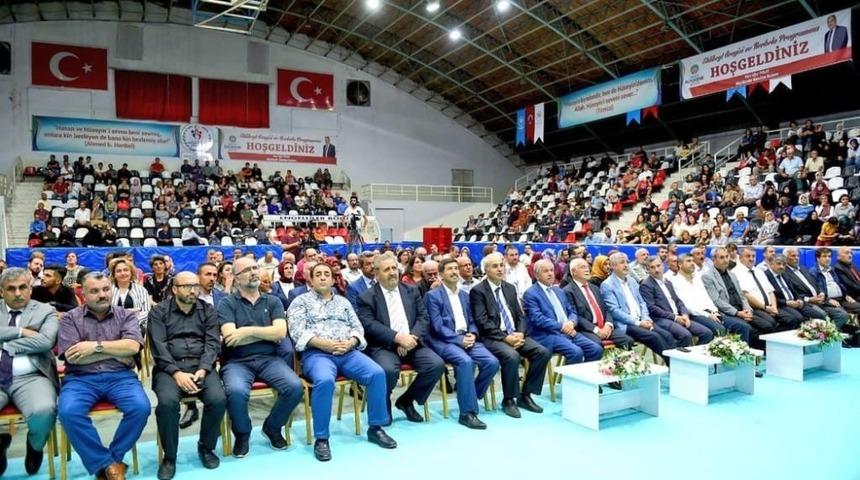 &lsquo;Ehl-i Beyt Sevgisi ve Kerbela&rsquo; programına yoğun ilgi