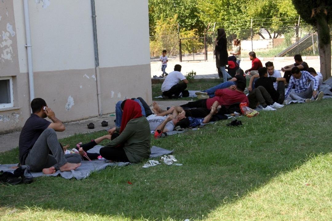 Seydikemer Jandarma&rsquo;dan m&uuml;lteci operasyonu