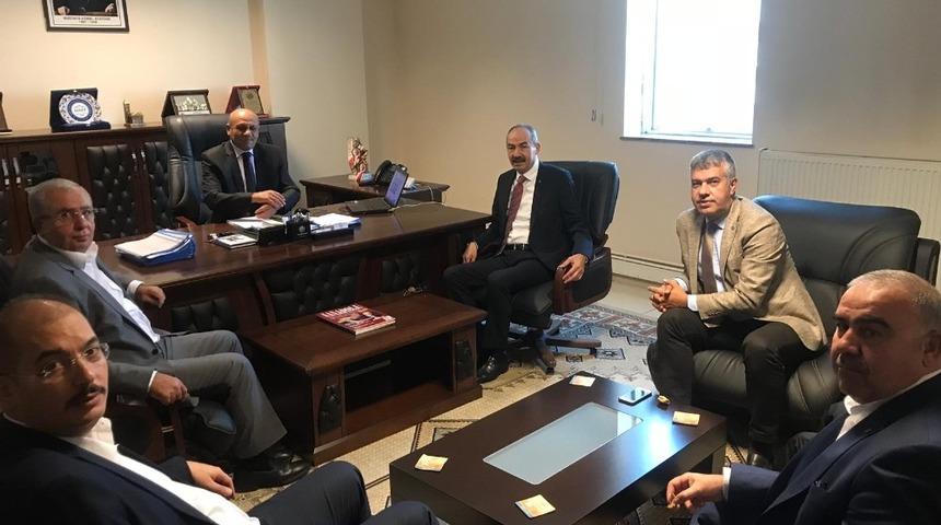 KTO Y&ouml;netiminden, Ticaret İl M&uuml;d&uuml;r&uuml; ve Sanayi ve Teknoloji İl M&uuml;d&uuml;r&uuml;ne ziyaret