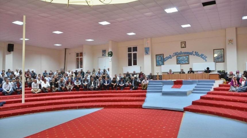 Vali Arslantaş, muharrem ayı m&uuml;nasebetiyle yapılan cem&rsquo;e katıldı