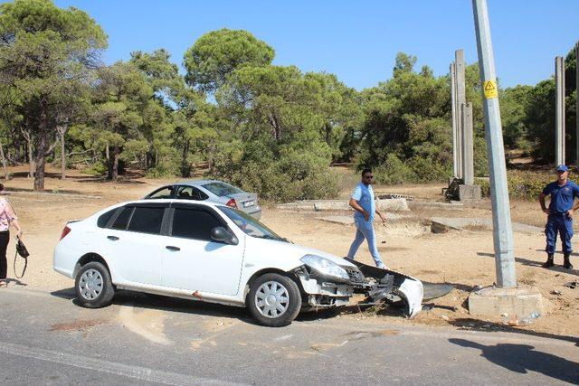 Manavgat’ta trafik kazaları: 2 yaralı