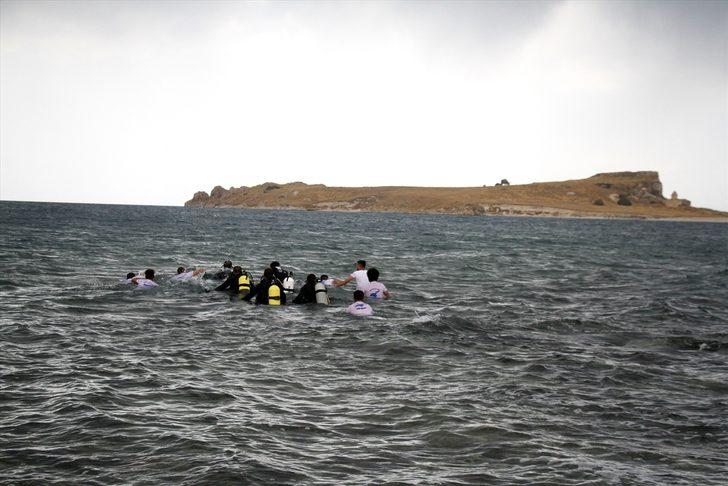 Çarpanak Adası'na antik yoldan yüzerek ulaştılar G4