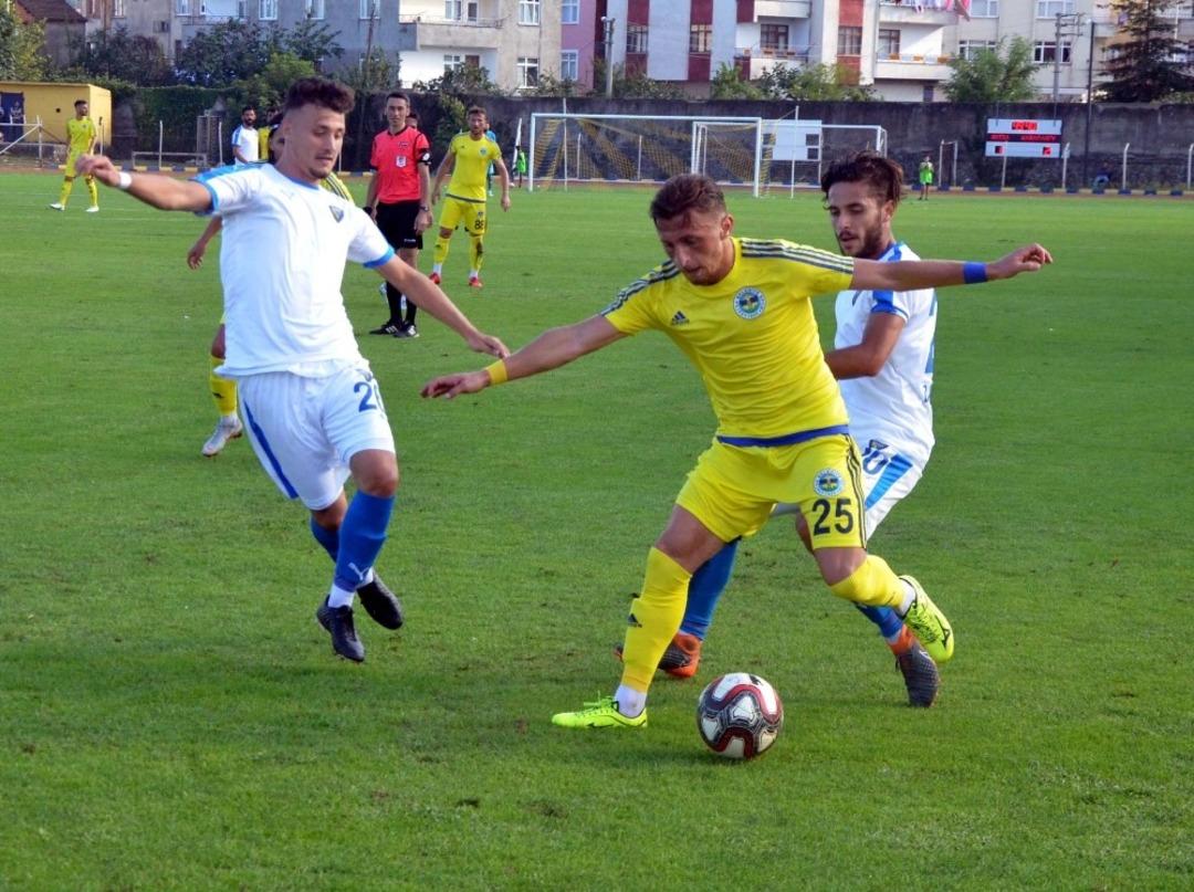 TFF 3. Lig: Fatsa Belediyespor: 1 - Karacabey Belediyespor : 4