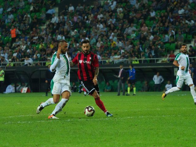 TFF 2. Lig: Sakaryaspor: 0 UTAŞ Uşakspor:2