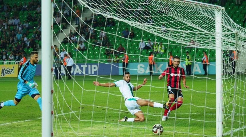 TFF 2. Lig: Sakaryaspor: 0 UTAŞ Uşakspor:2