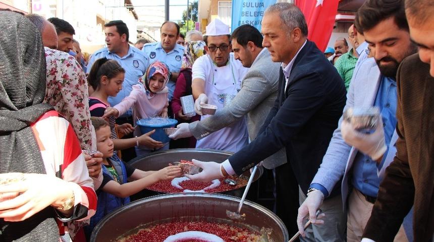Suluova Belediyesinden 2 bin kişiye aşure
