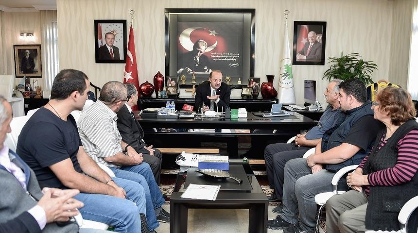 Akg&uuml;l&rsquo;e teşekk&uuml;r ziyareti