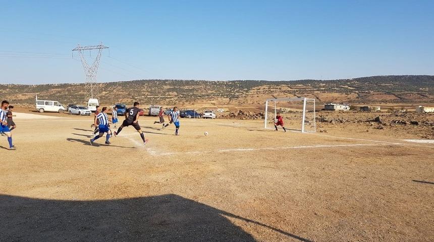 Futbol ş&ouml;leninde &ccedil;eyrek finalistler belli oldu