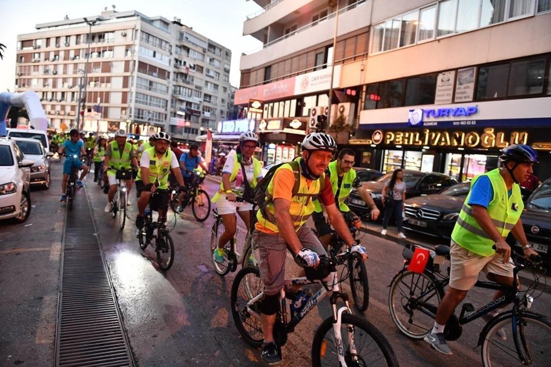 Yayaların g&uuml;n&uuml;